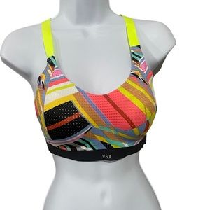 Victoria’s Secret sports bra 32D